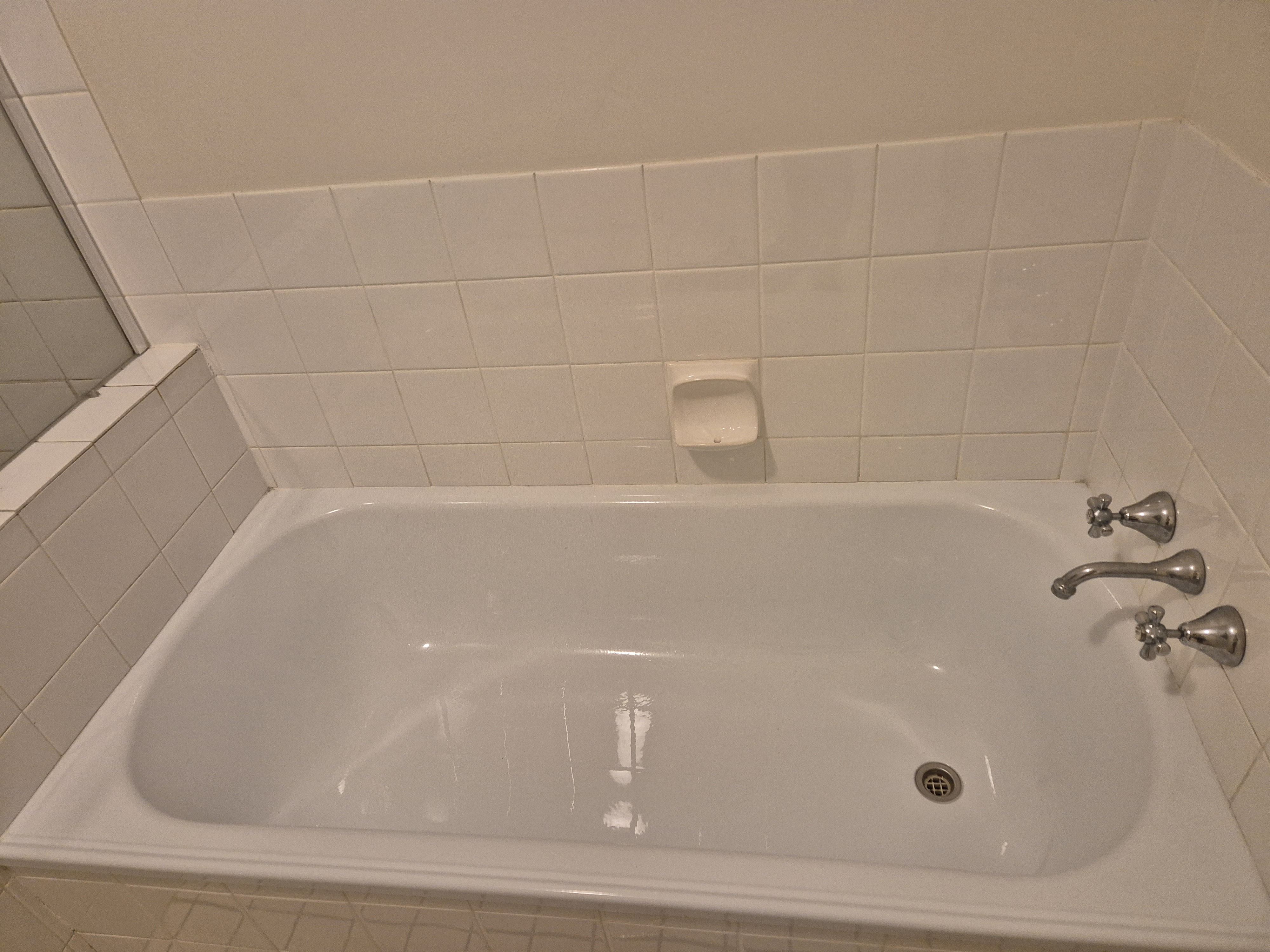Bathtub